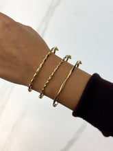Lade das Bild in den Galerie-Viewer, Viora Gold-Armschmuck mit Verschluss ver. Varianten
