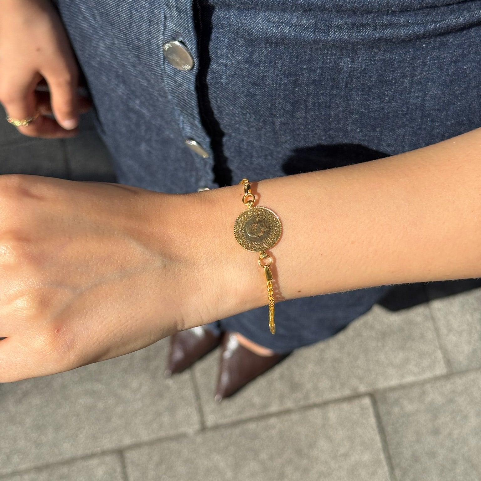 Elegantes Tuğra Münzen-Goldarmband aus 14 Karat Gelbgold