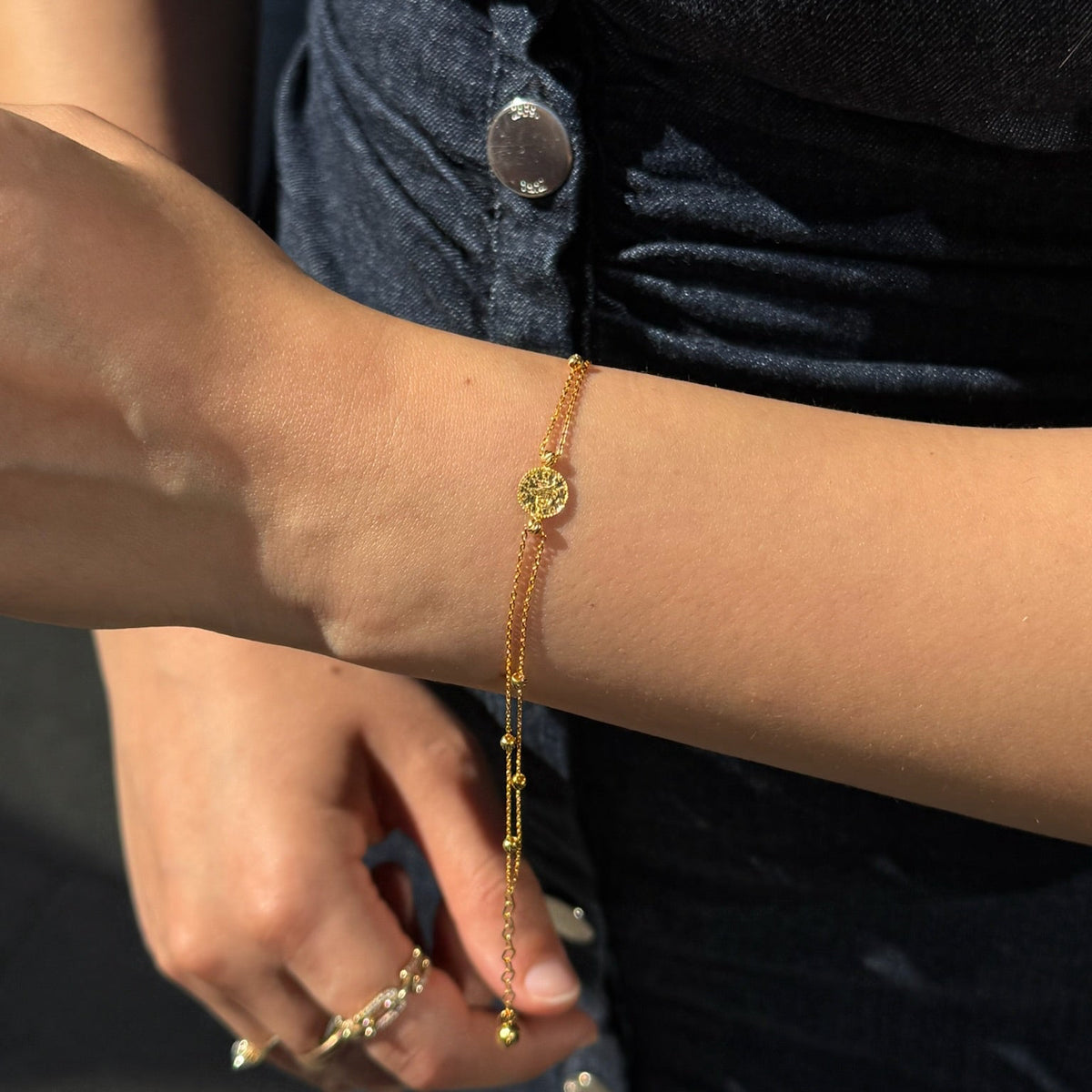 Elegantes Tuğra Dorika Goldarmband aus 14 Karat Gelbgold