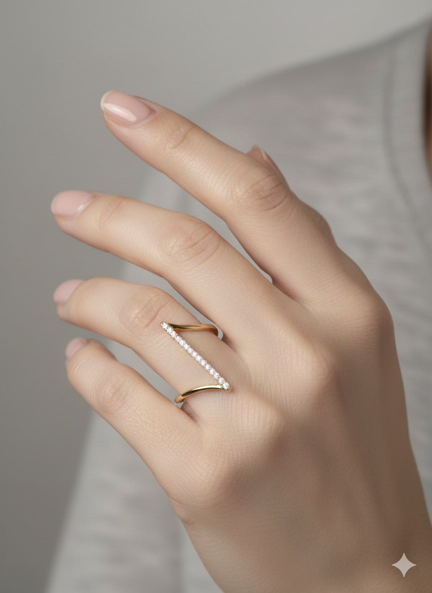Diva Bar Ring