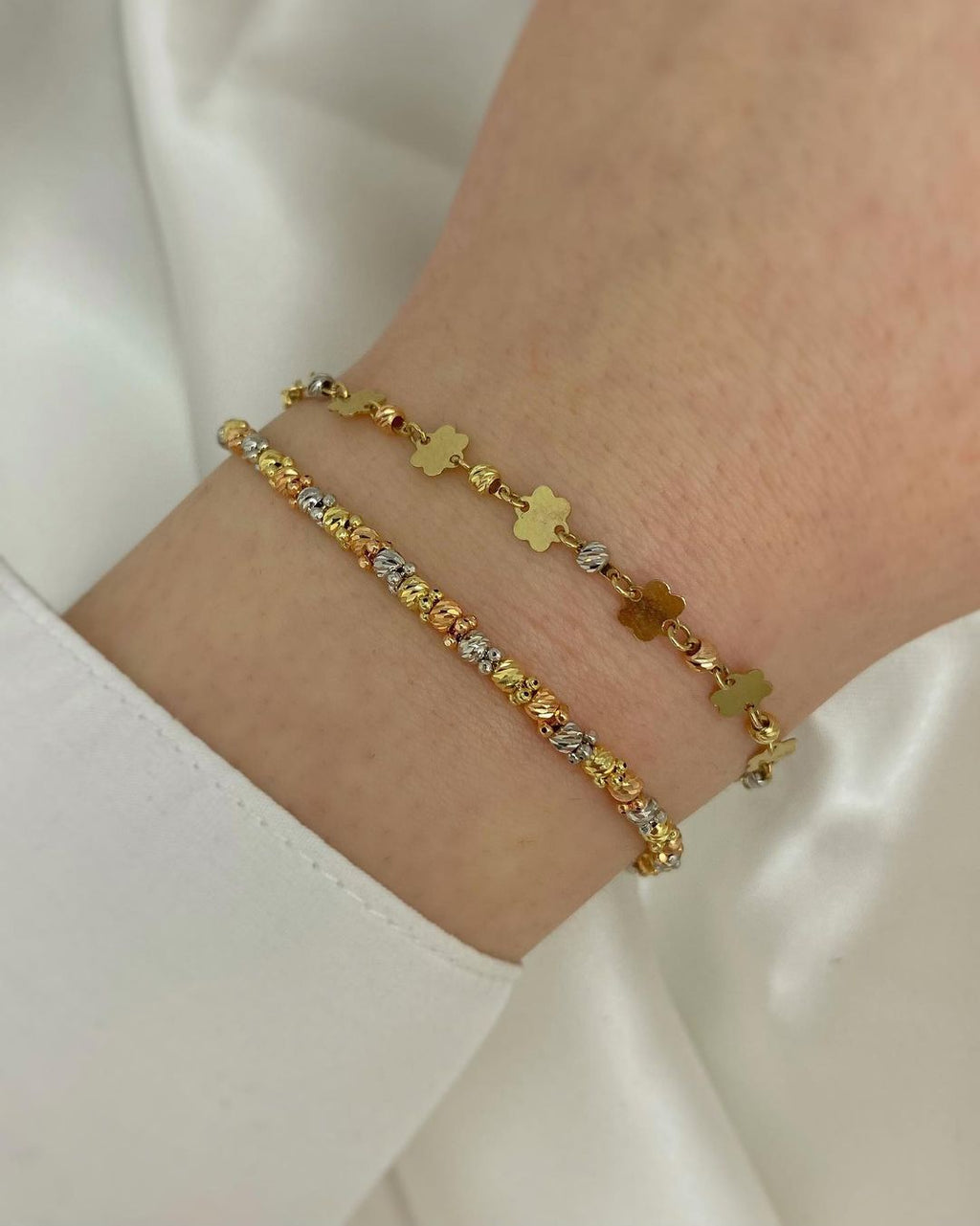 Tricolor-Armschmuck ver. Varianten