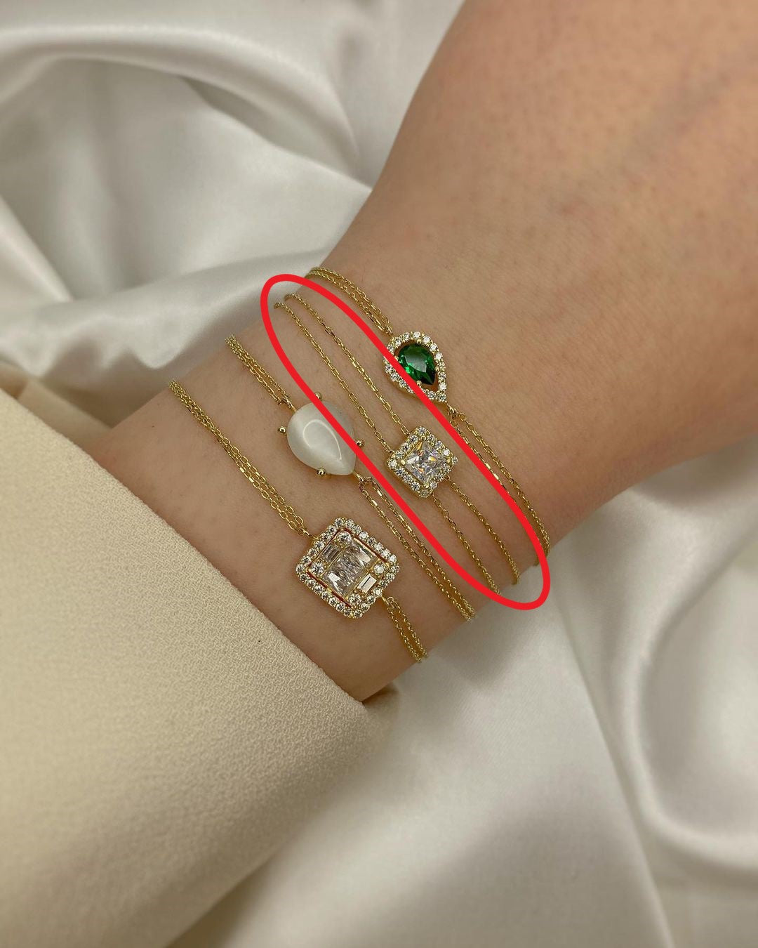 Goldarmschmuck mit Zirkonien