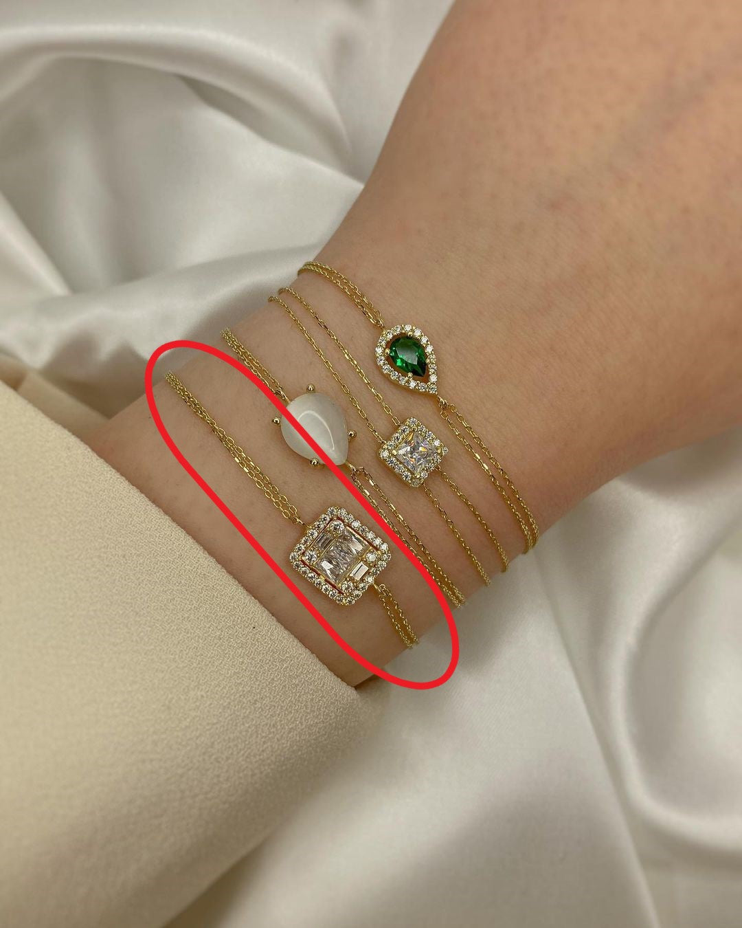 Goldarmschmuck mit Zirkonien