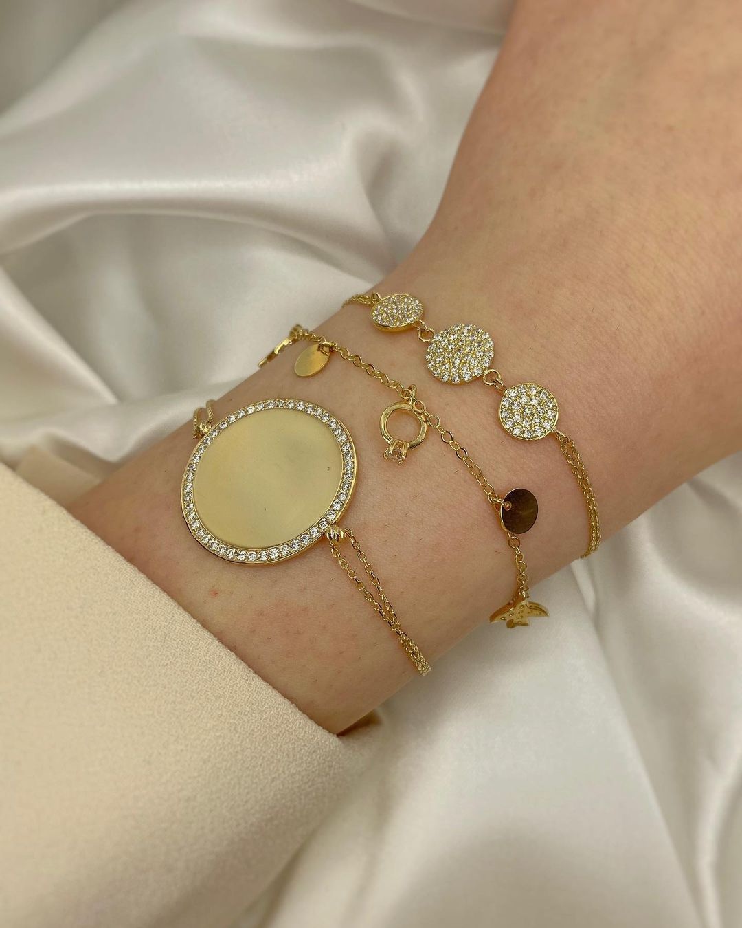 Goldarmschmuck mit Plättchen ver. Varianten