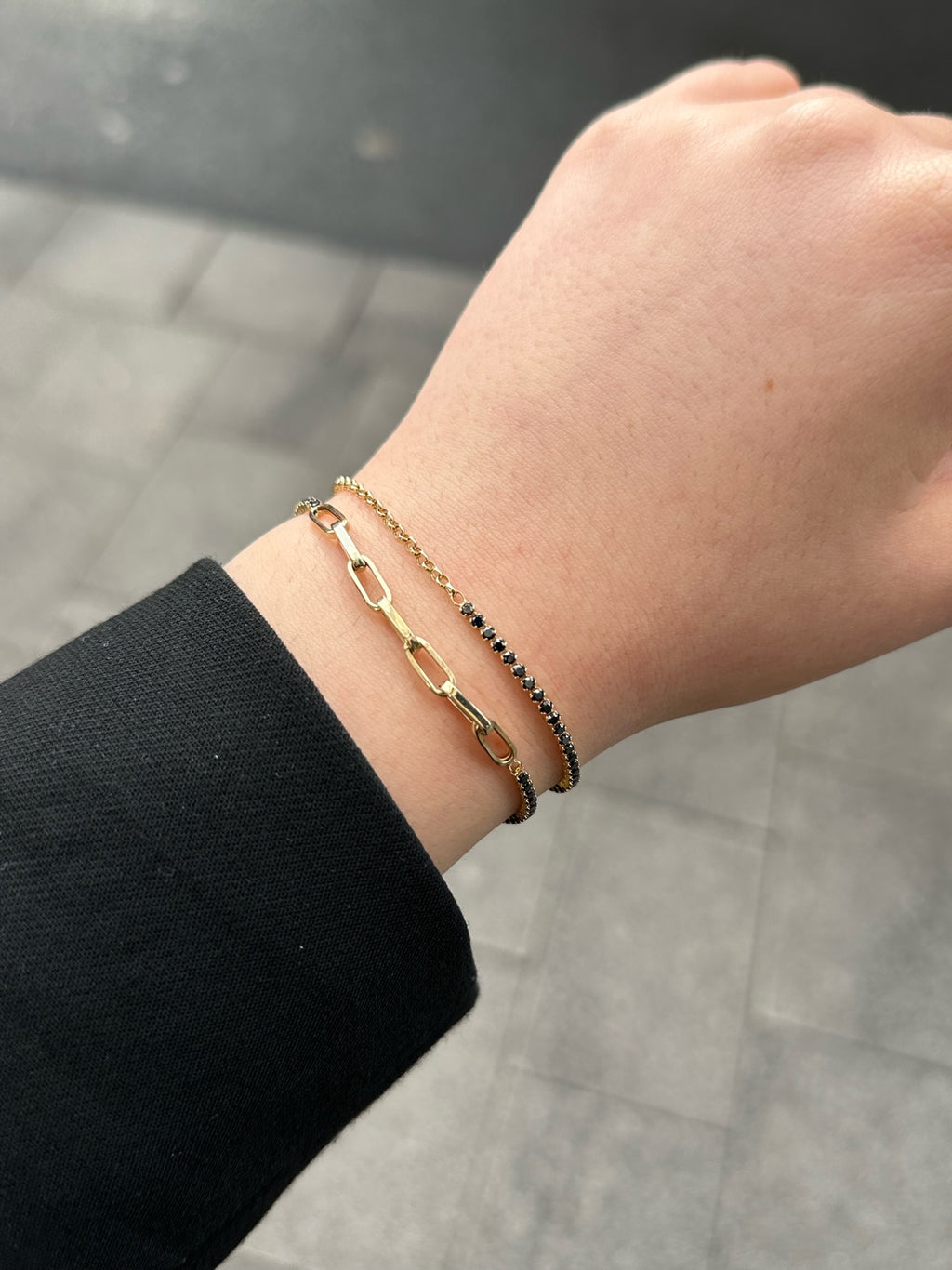 Nerina Armschmuck BLACK