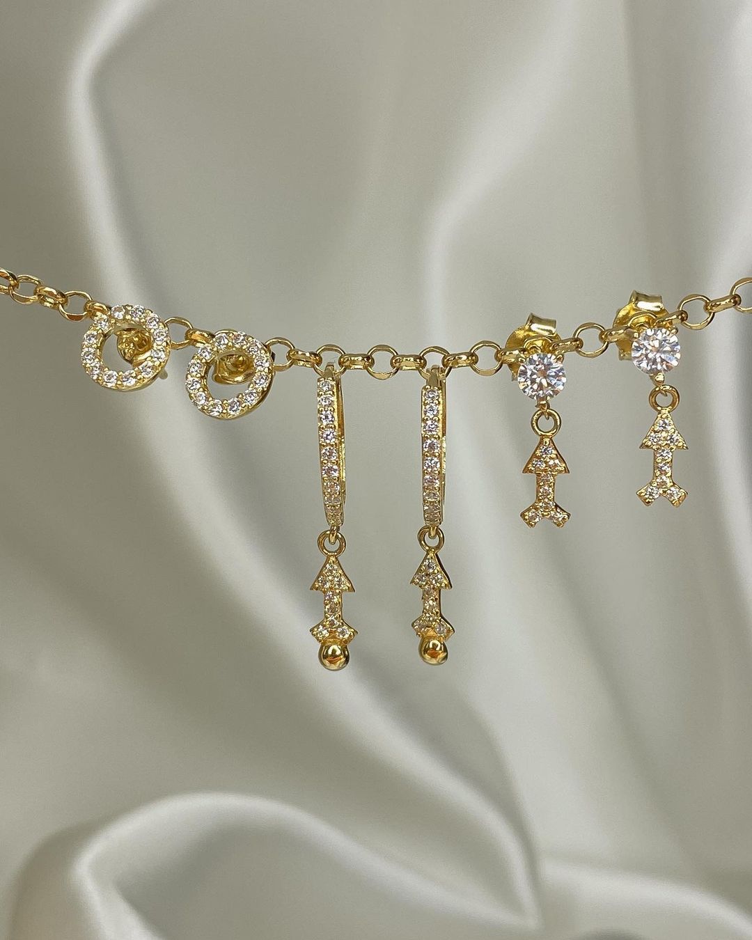 Gold-Ohrringe mit Zirkonien in ver. Varianten