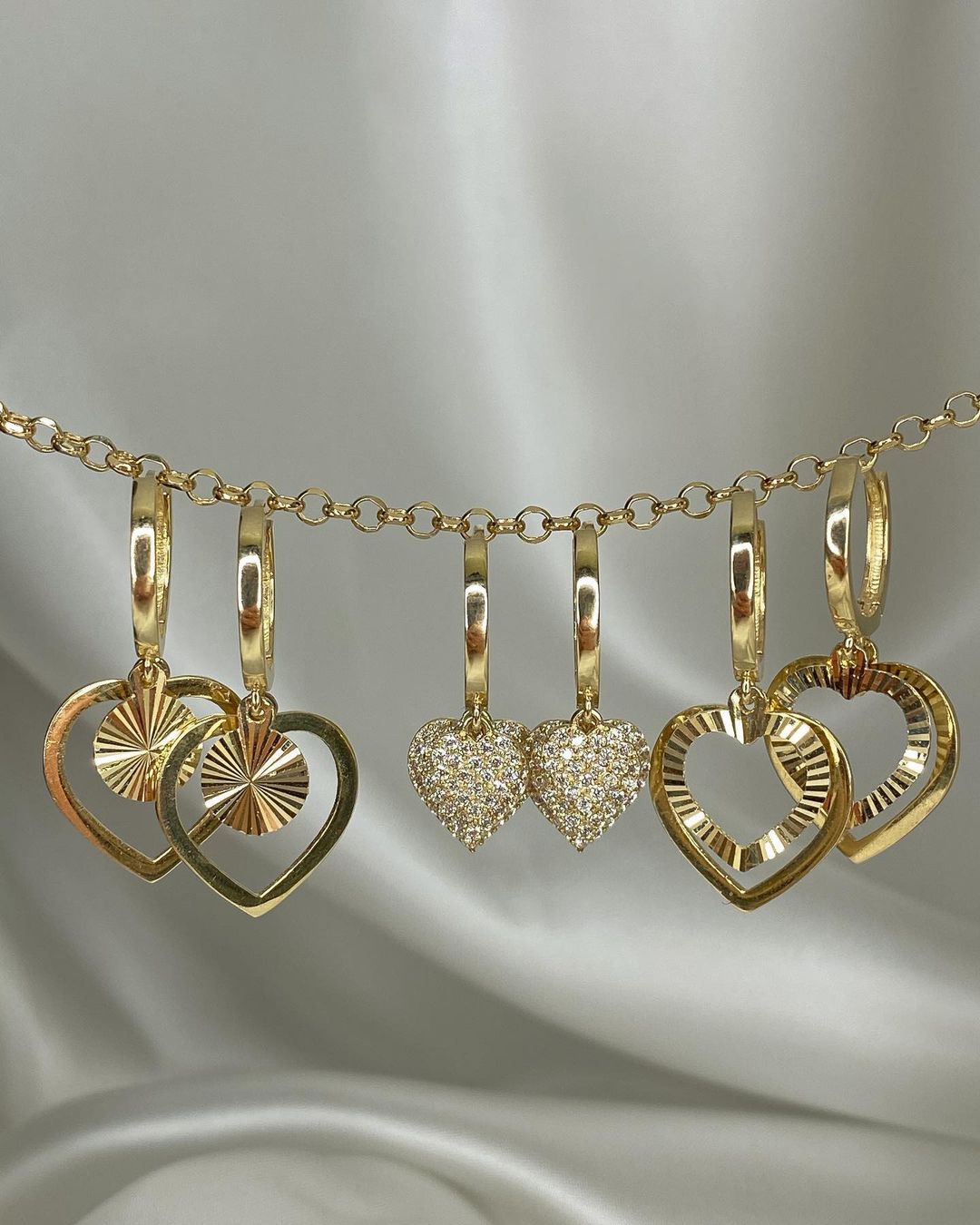 Gold-Ohrringe mit Herzen ver. Varianten