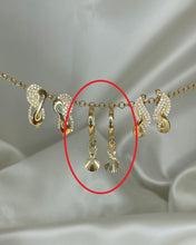 Lade das Bild in den Galerie-Viewer, Gold-Ohrringe im Swing-Design in ver. Varianten
