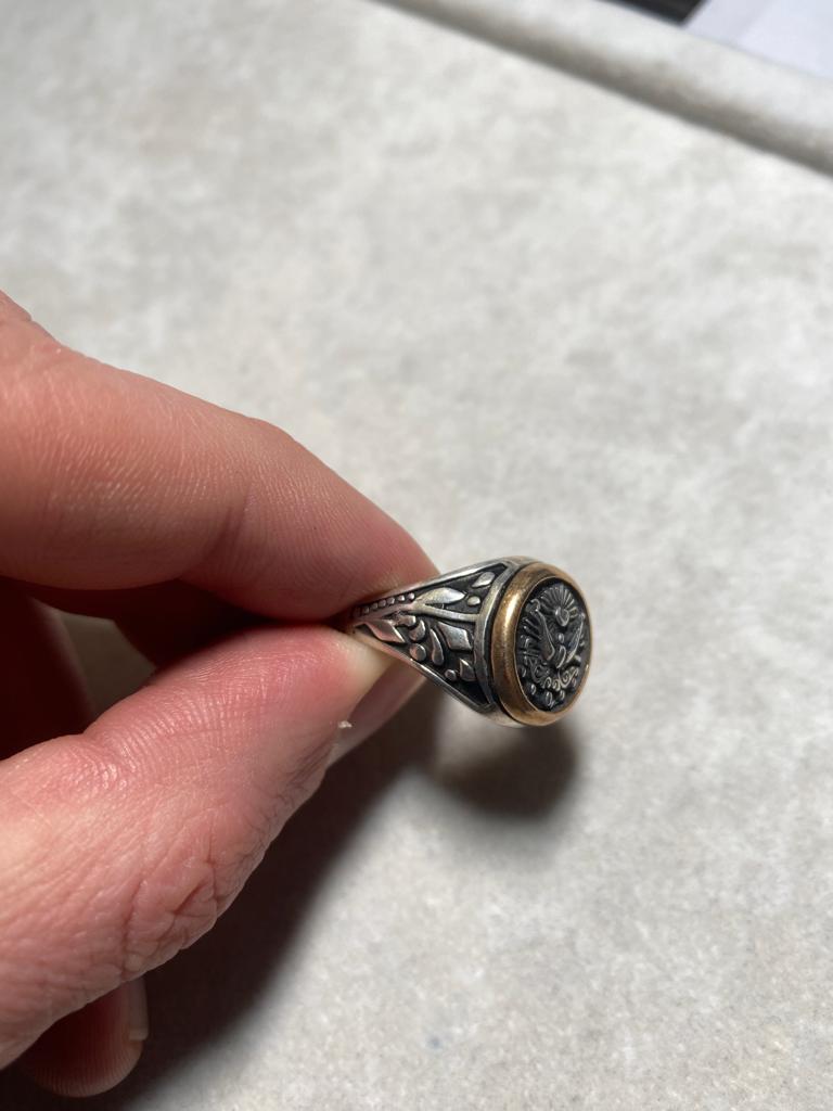 Silberring mit osmanischem Symbol