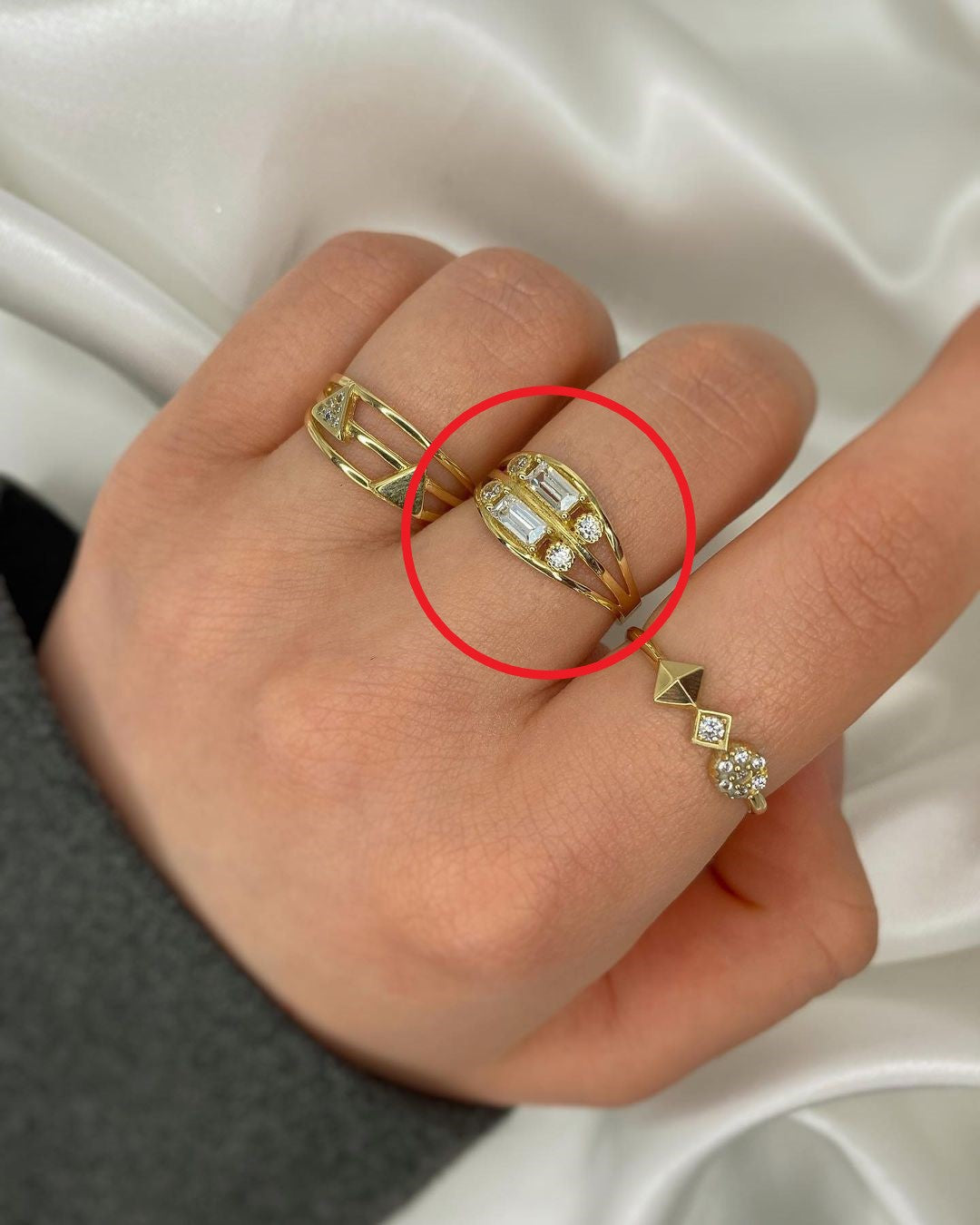 Moderne Goldringe mit Zirkonien ver. Varianten