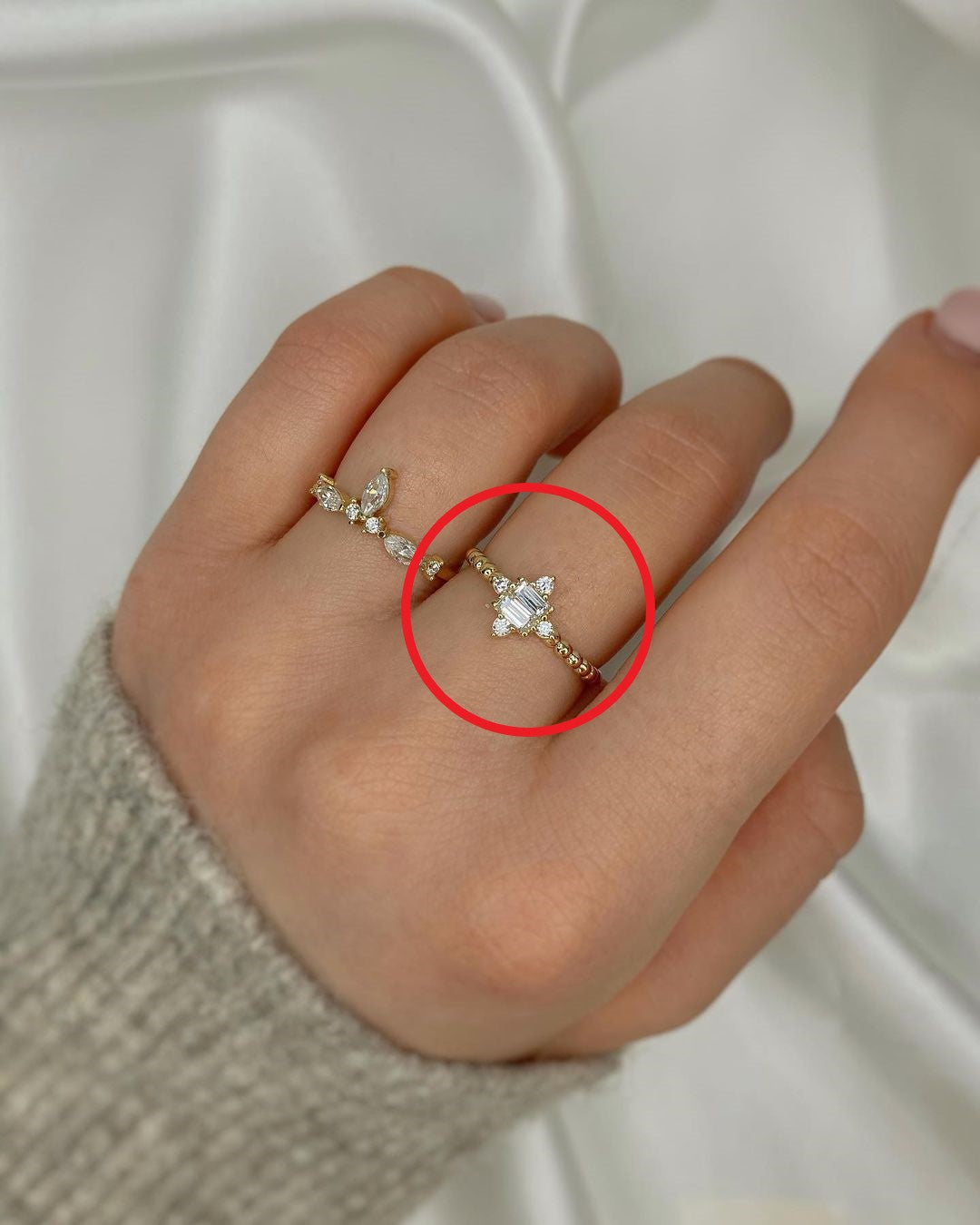 Feiner Ring mit Zirkonien ver. Varianten