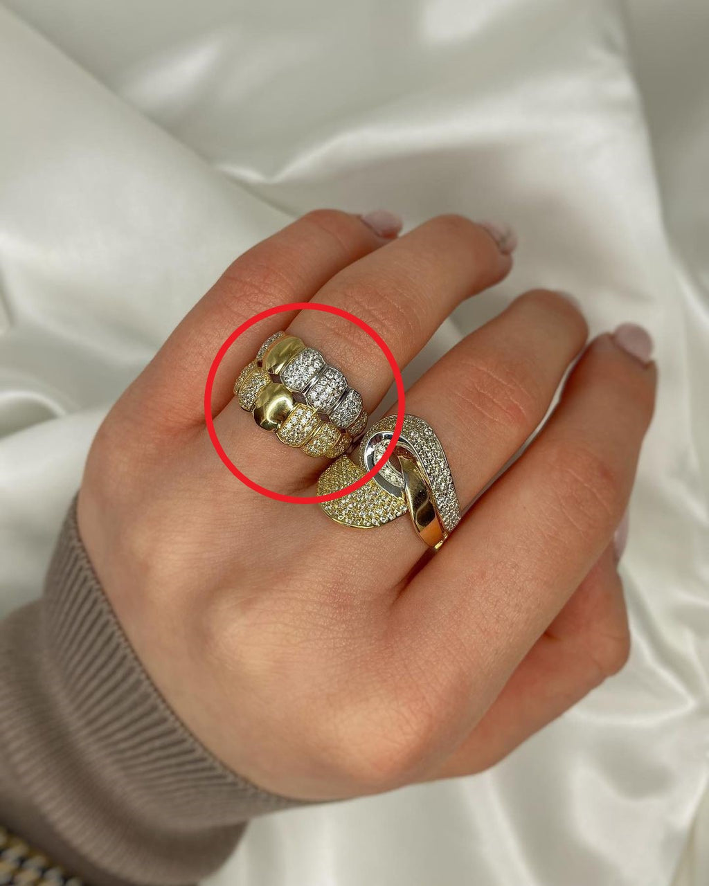 Moderne Goldringe mit Zirkonien ver. Varianten